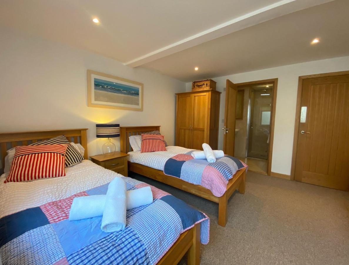Ohana House - Unbeatable Location - Uk'S Best Beaches New Quay エクステリア 写真